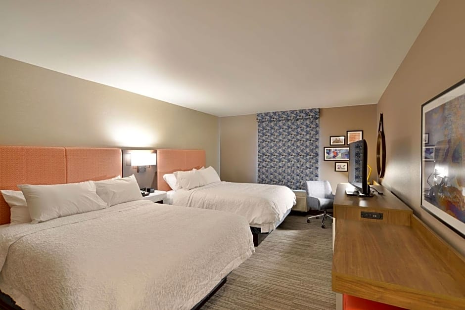 Hampton Inn By Hilton & Suites Menomonie