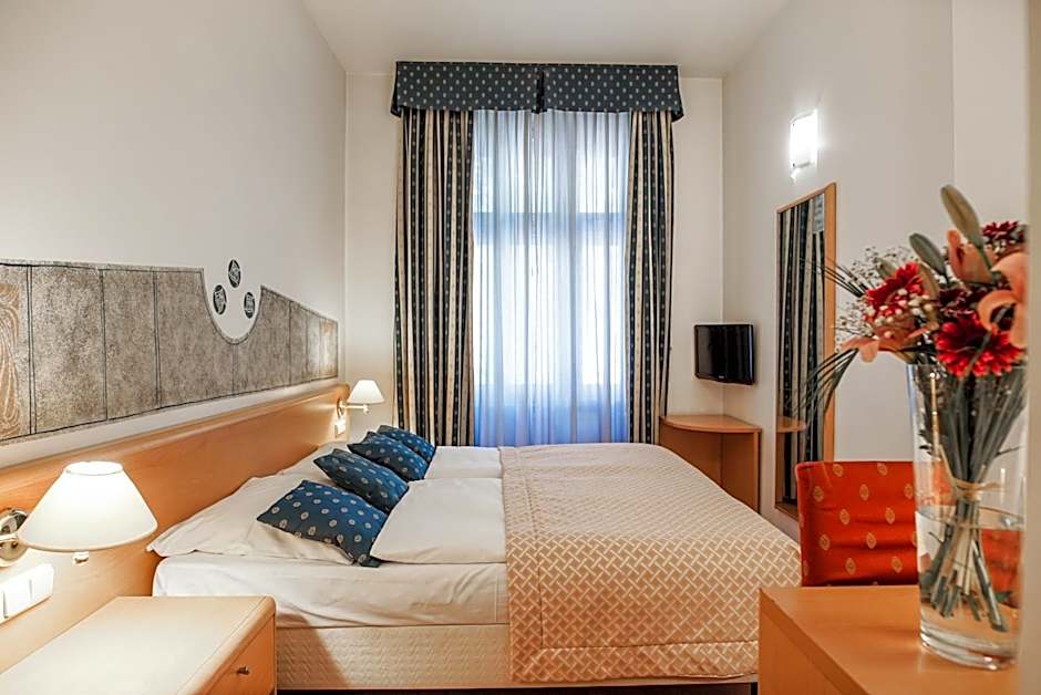 Hotel Tivoli Prague