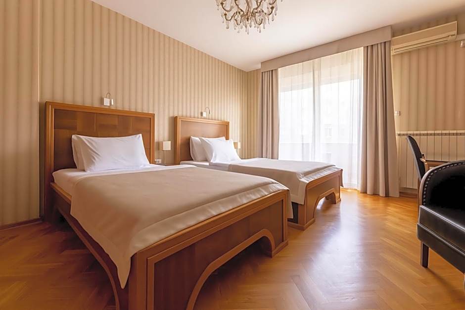 Hotel Majestic