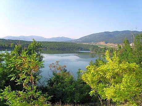 Ловно Стрелкови Комплекс 40те извора гр Асеновград