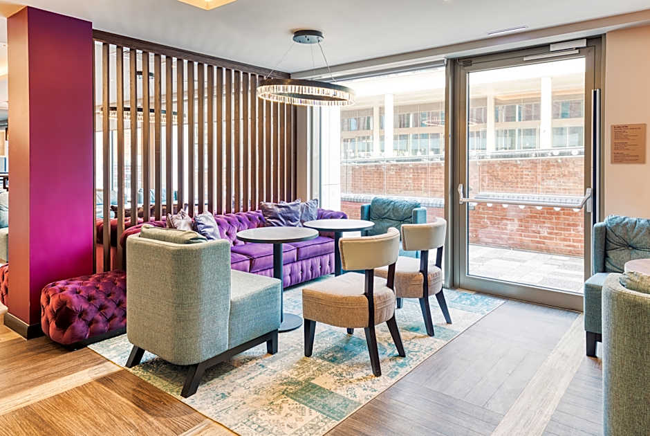 Premier Inn Banbury Town Centre - Castle Quay