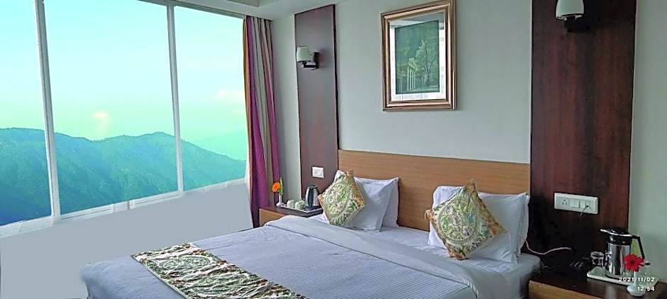 Hotel Seven Seventeen