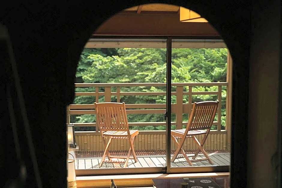 Shima Onsen Toshimaya