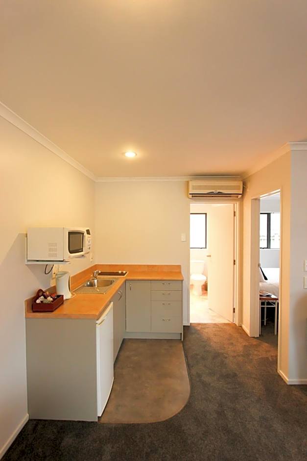 BK's Magnolia Motor Lodge