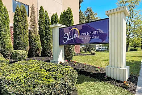 Sleep Inn & Suites