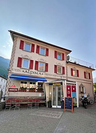 Hotel Alpina