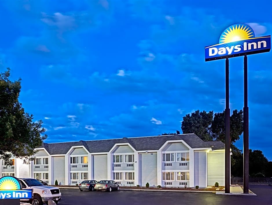 BridgePointe Inn & Suites by BPhotels, Council Bluffs, Omaha Area