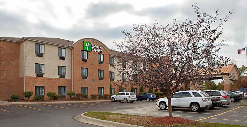 Holiday Inn Express Hotel & Suites Canton By IHG