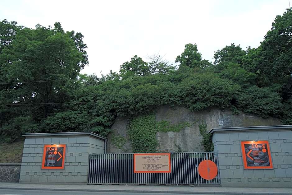 10-Z Bunker