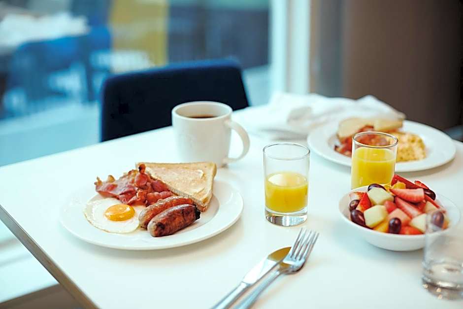 Holiday Inn & Suites Toledo Southwest - Perrysburg by IHG