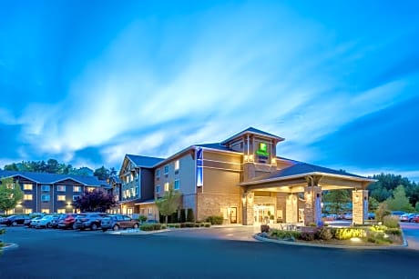 Holiday Inn Express Pullman, an IHG Hotel