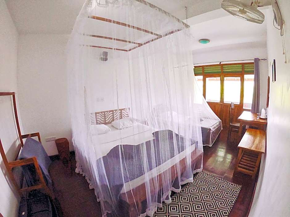 Lakshmis Hotel