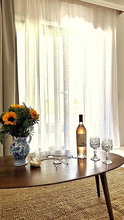 Myconian Theros Luxury Suites