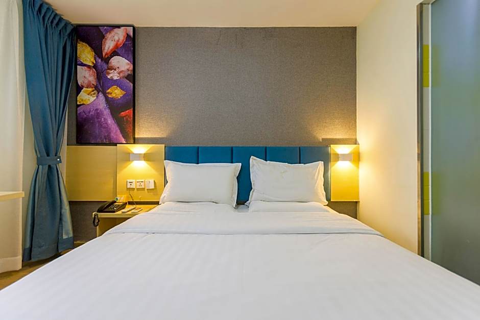 7 Days Inn Zhuhai North Station University Town Jinding Shop