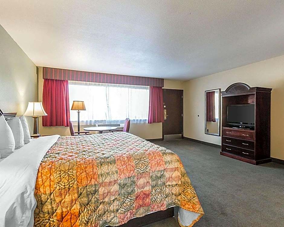 Quality Inn & Suites Cameron Park Shingle Springs