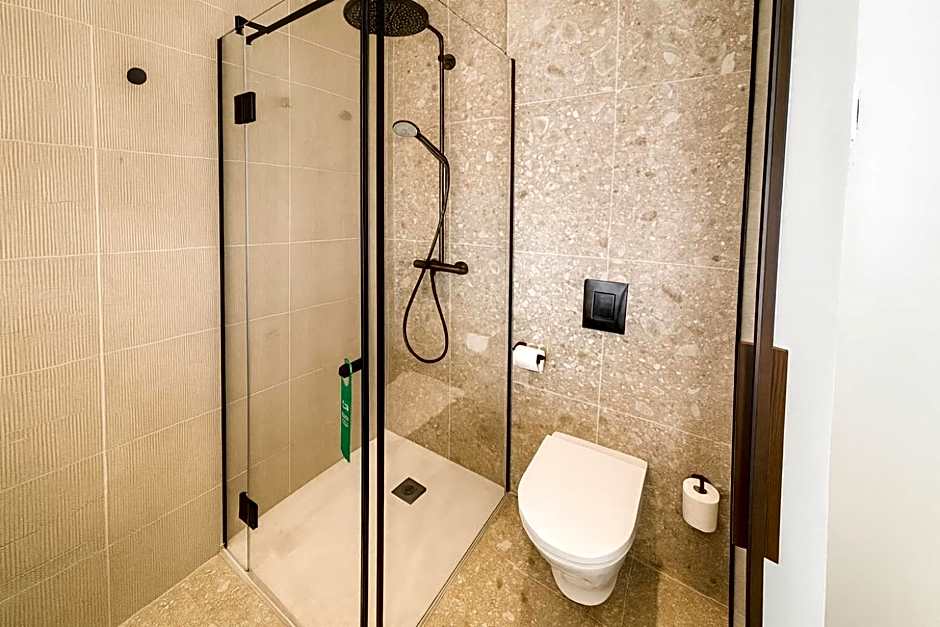Golden Tulip Avignon Le Paradou