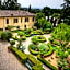 Villa Scacciapensieri Boutique Hotel