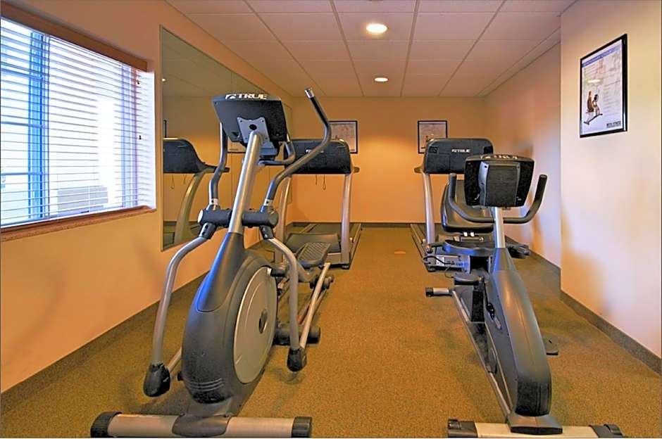 Candlewood Suites Pearl By IHG