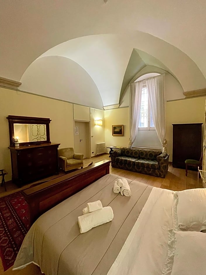 4 Balconi rooms- Palazzo Luce B&B