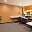 Holiday Inn Express & Suites St Louis Airport, an IHG Hotel By IHG