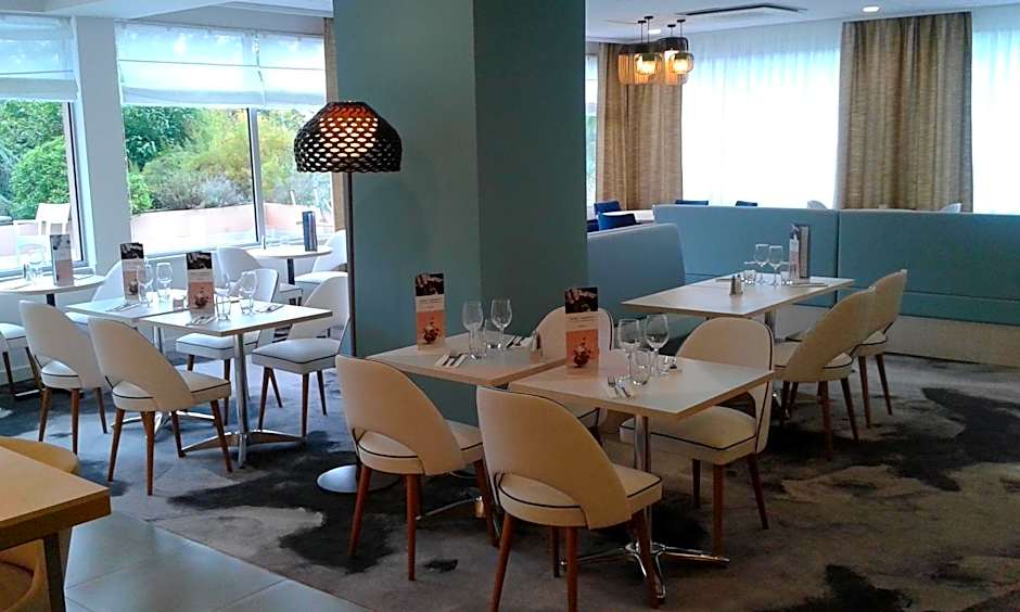 Mercure Mâcon Bord de Saone