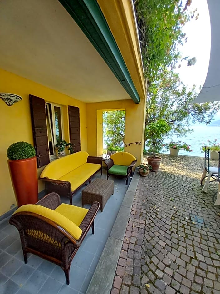 L'Oleandro sul Lago d'Iseo B&B