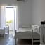 Armadoros Hotel / Ios Backpackers