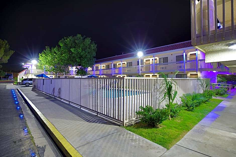 Studio 6-Barstow, CA