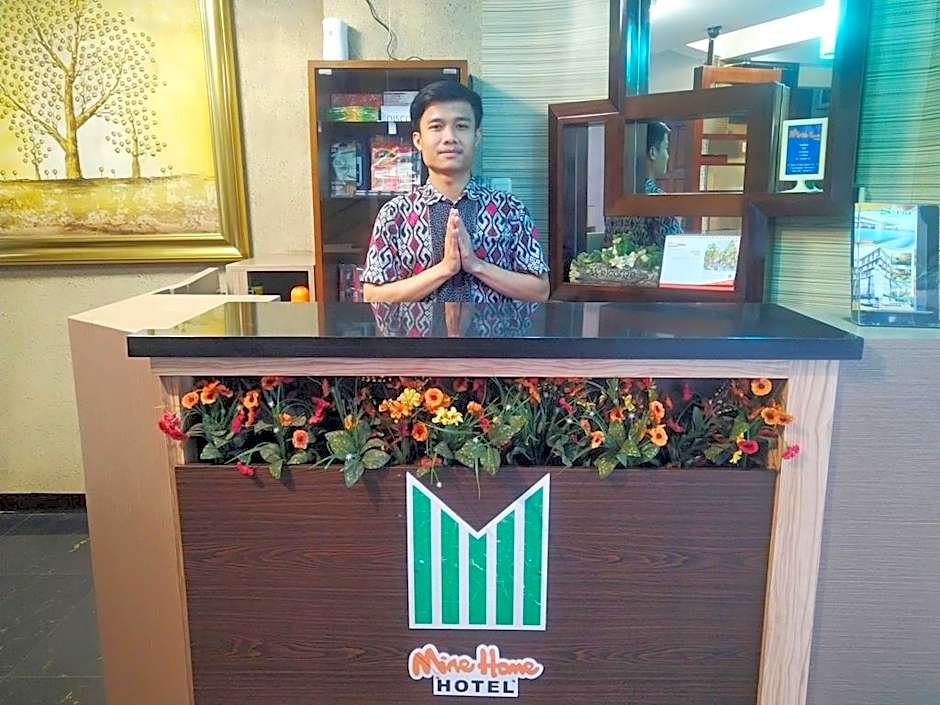 Mine Home Hotel Cihampelas