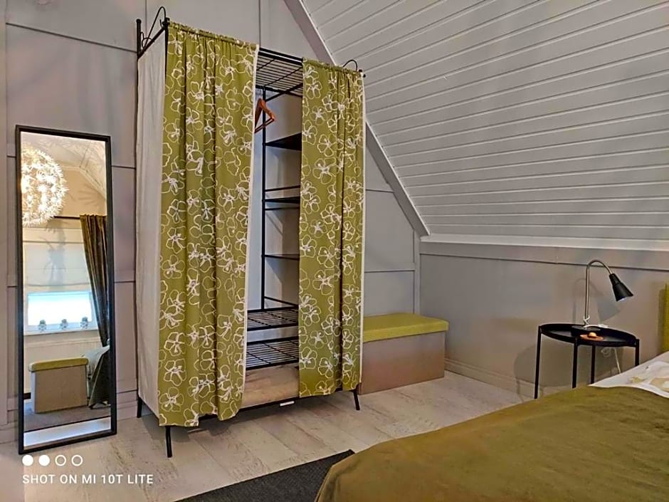 Saarlouis, Ortsteil Beaumarais "Anna's Cottage"Bed&Breakfast "#TravellerAwards 2022"