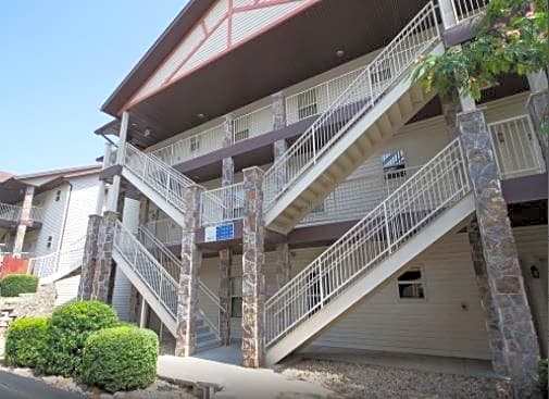 Branson Yacht Club