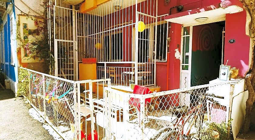 Shantihome Hostel Izmir