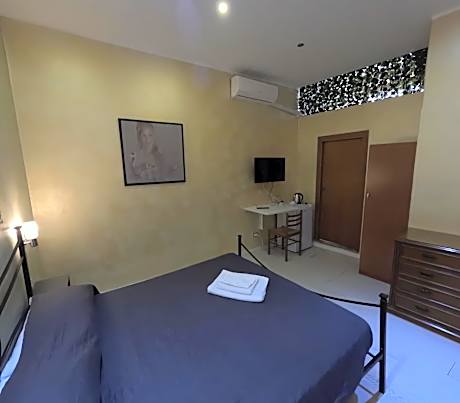 Economy Double Room