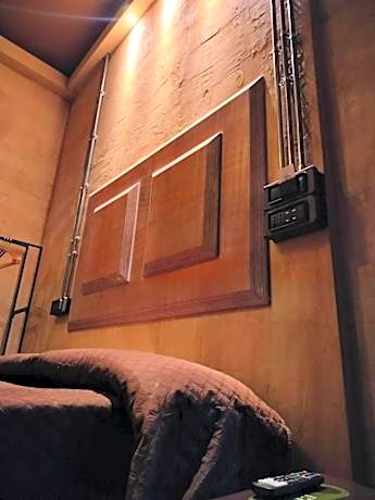Superior Triple Room with private shower & sink and with shared bathroom