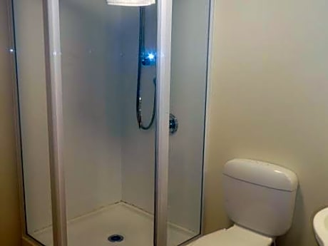 Studio with Private Bathroom