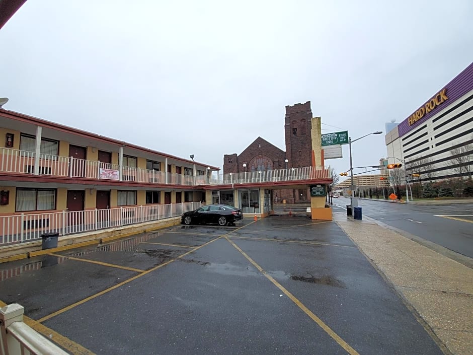 Atlantic Motor Inn Near Boardwalk