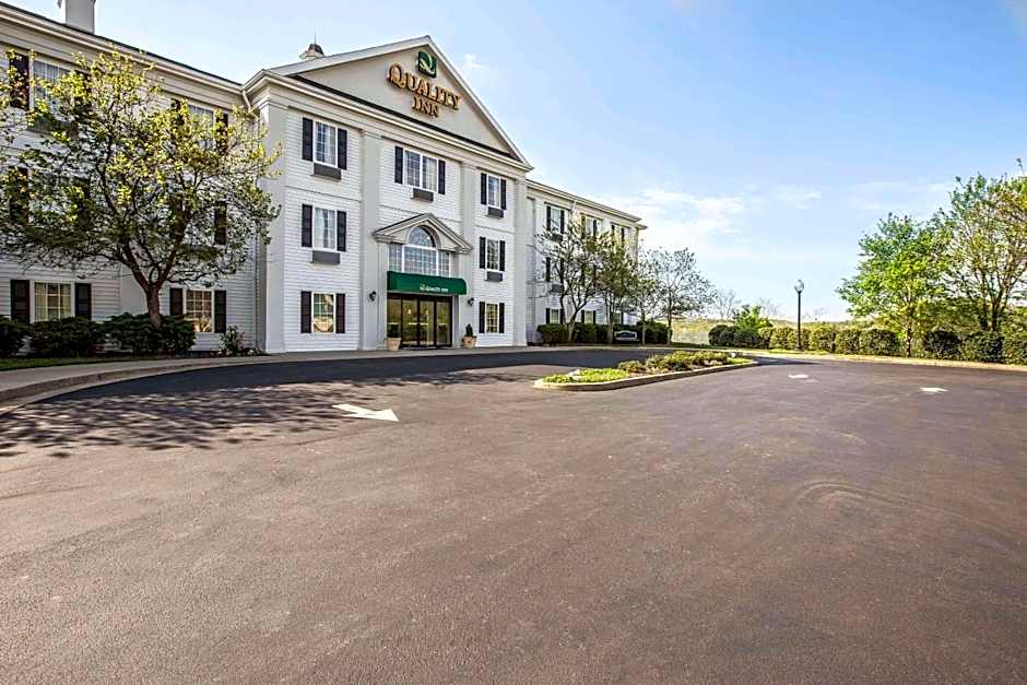 Photo 1 of 23 of Quality Inn Kingsport South
