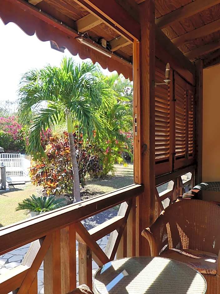 Résidence Le Vallon Guadeloupe Parc Piscine Appartements & Studios