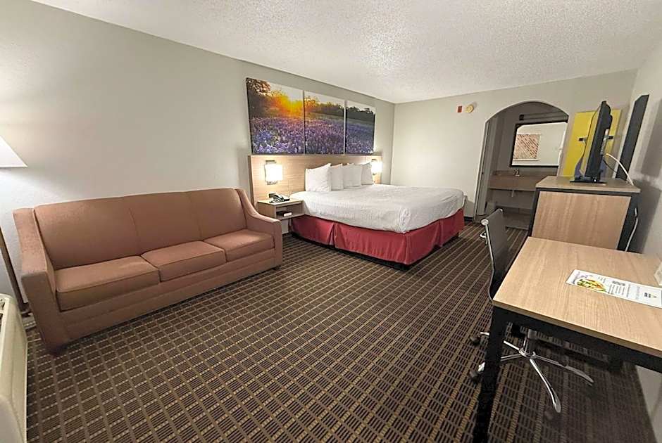 Days Inn by Wyndham San Antonio Interstate Hwy 35 North
