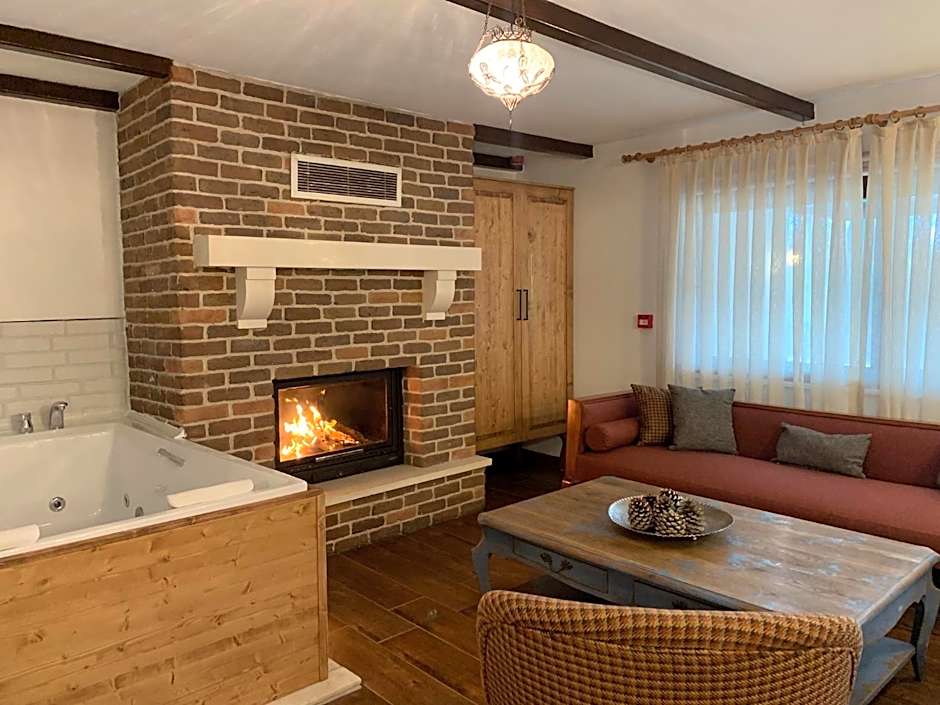 Beyaz Ev Agva - Adult only +15