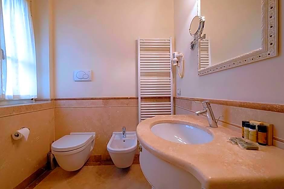 Coconut Lagoon - CGH Earth