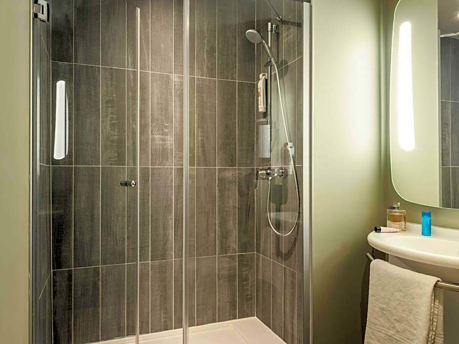 ibis Paris Avenue de la Republique