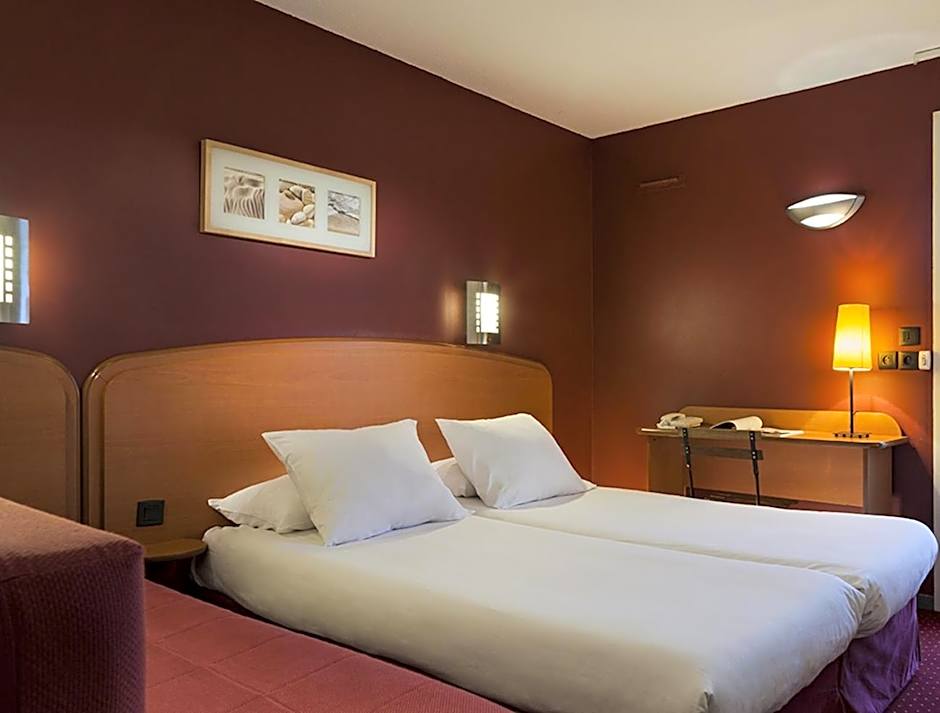 Sky Hotel Goussainville Charles de Gaulle