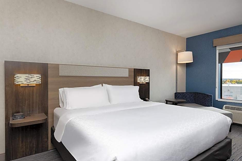 Holiday Inn Express and Suites Missoula By IHG