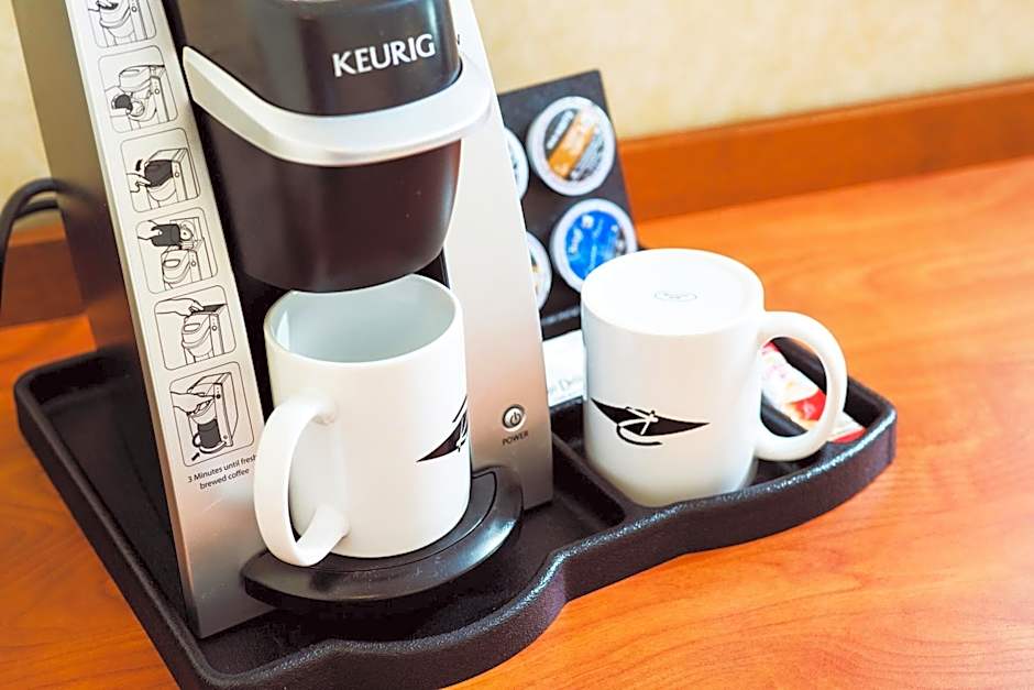 Rosslyn Inn & Suites