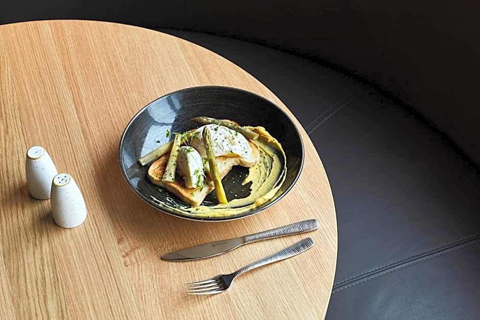 Hotel Indigo Berlin East Side Gallery By IHG