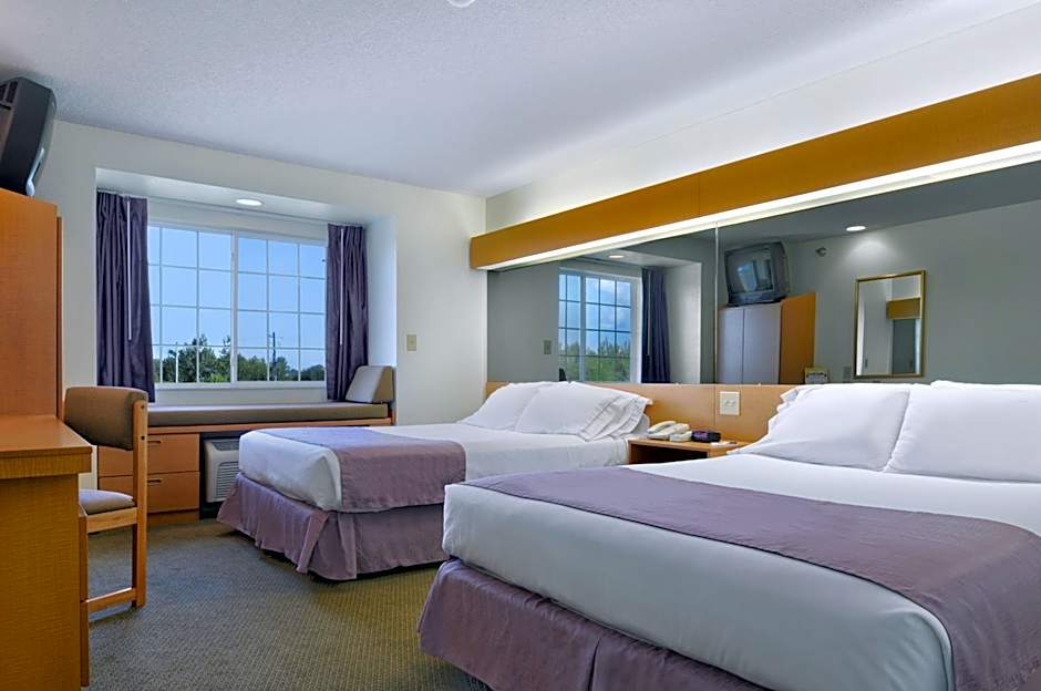 Microtel Inn & Suites By Wyndham Plattsburgh