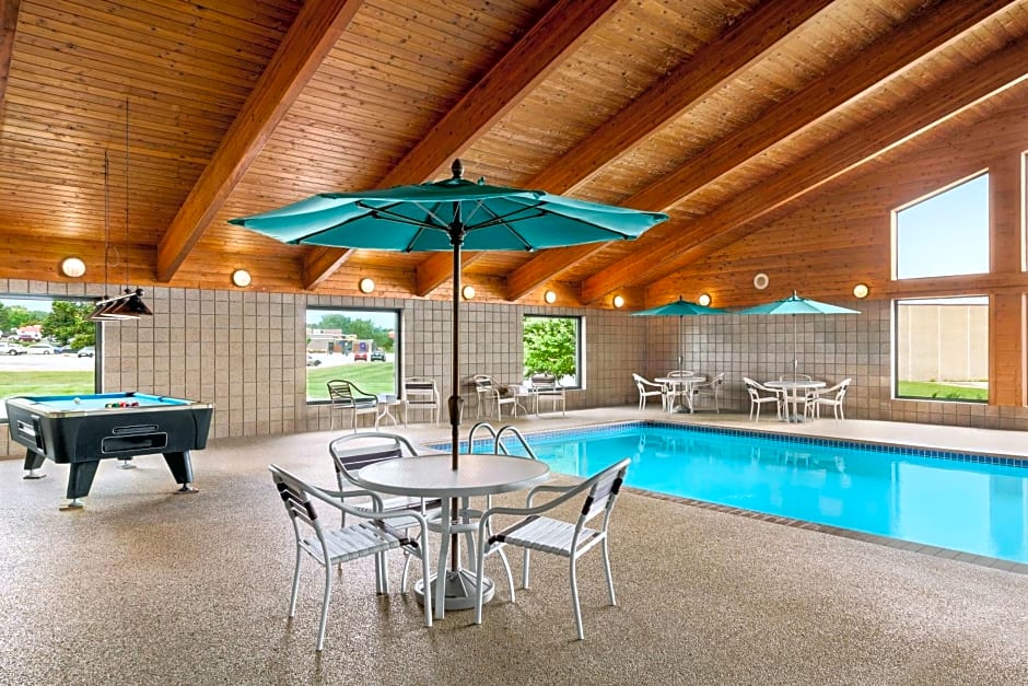 AmericInn by Wyndham Sauk Centre