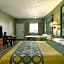 Super 8 by Wyndham Ridgecrest
