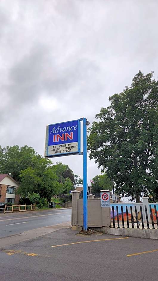Advance Inn